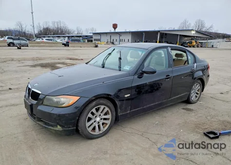 2007 BMW 328 Xi z USA, uszkodzony, nr VIN WBAVC93577K035137